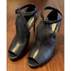 Michael Kors Black Leather Peep Toe Ankle Strap Heel Womens 8.5M Studded Scallop